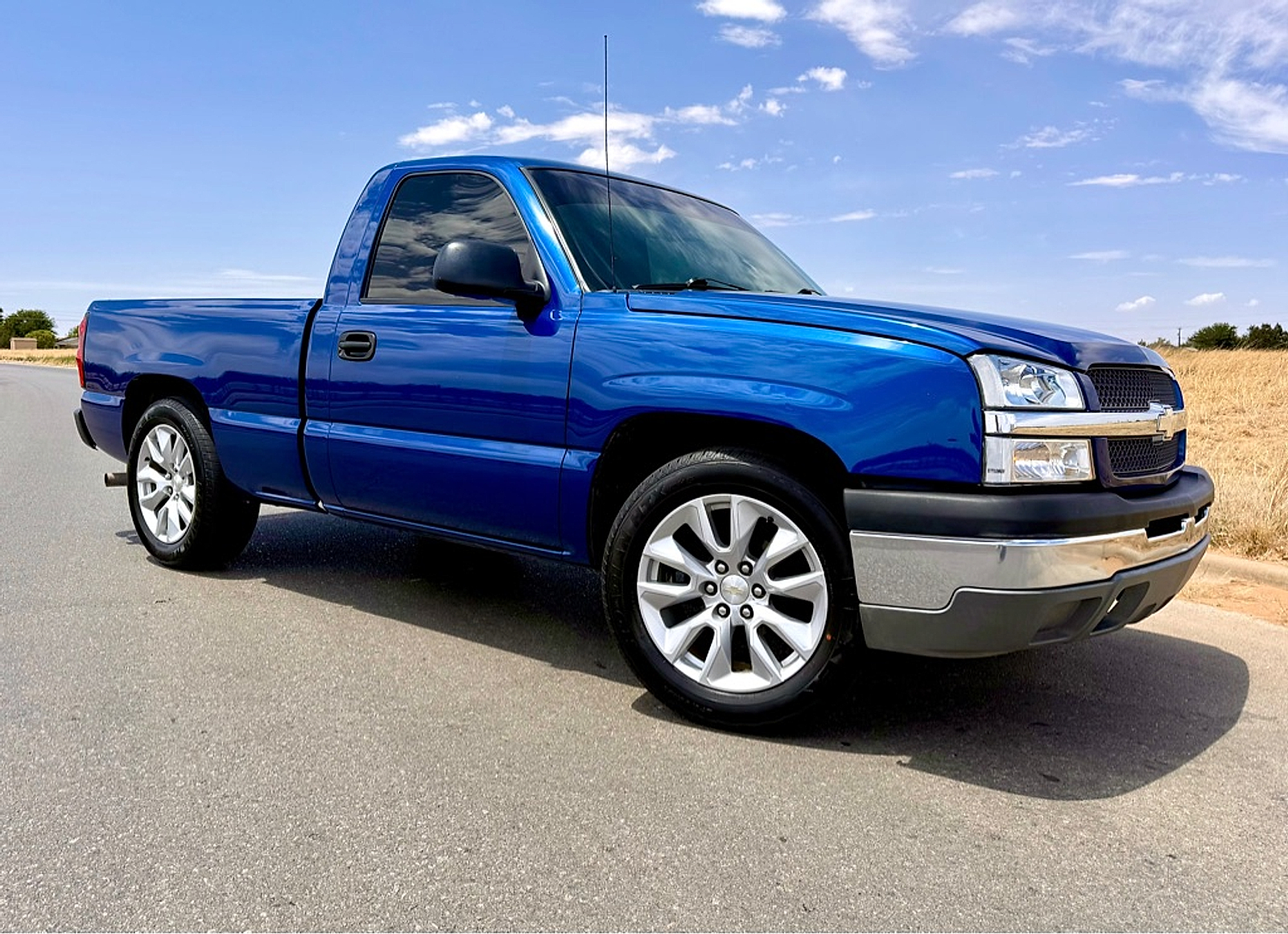 chevrolet silverado 1500 2003 1GCEC14X33Z125584 image chevrolet silverado 1500 2003 1GCEC14X33Z125584 image